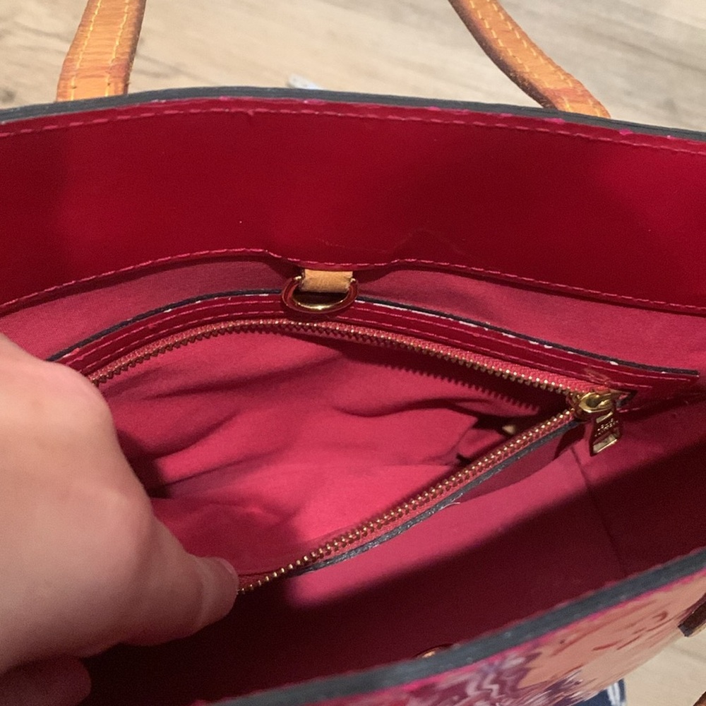 Louis Vuitton red Vernis MM mini Houston date code SN1123 - Picture 7 of 12
